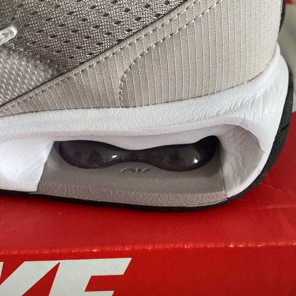 Women Nike Air Max Interlock lite - Picture 6 of 7